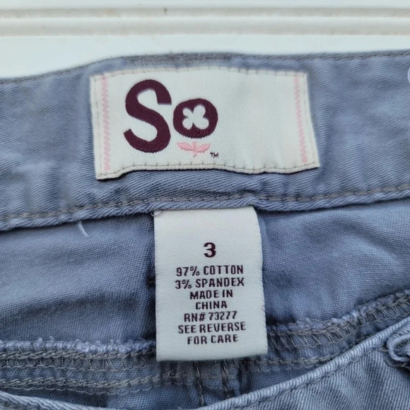 SO Low Rise Cropped Gray Pants Junior Size 3 Cotton 28x23 - Picture 6 of 8